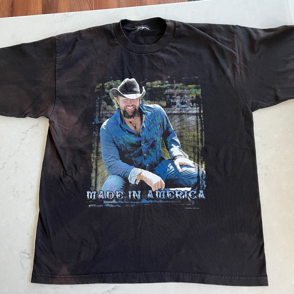 Toby Keith Locked and Loaded Tour tshirt